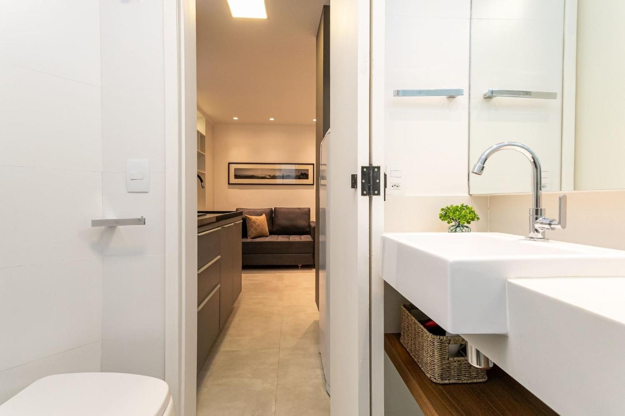 Apartamento Decorado A 500m Da | Hc 827/107 *